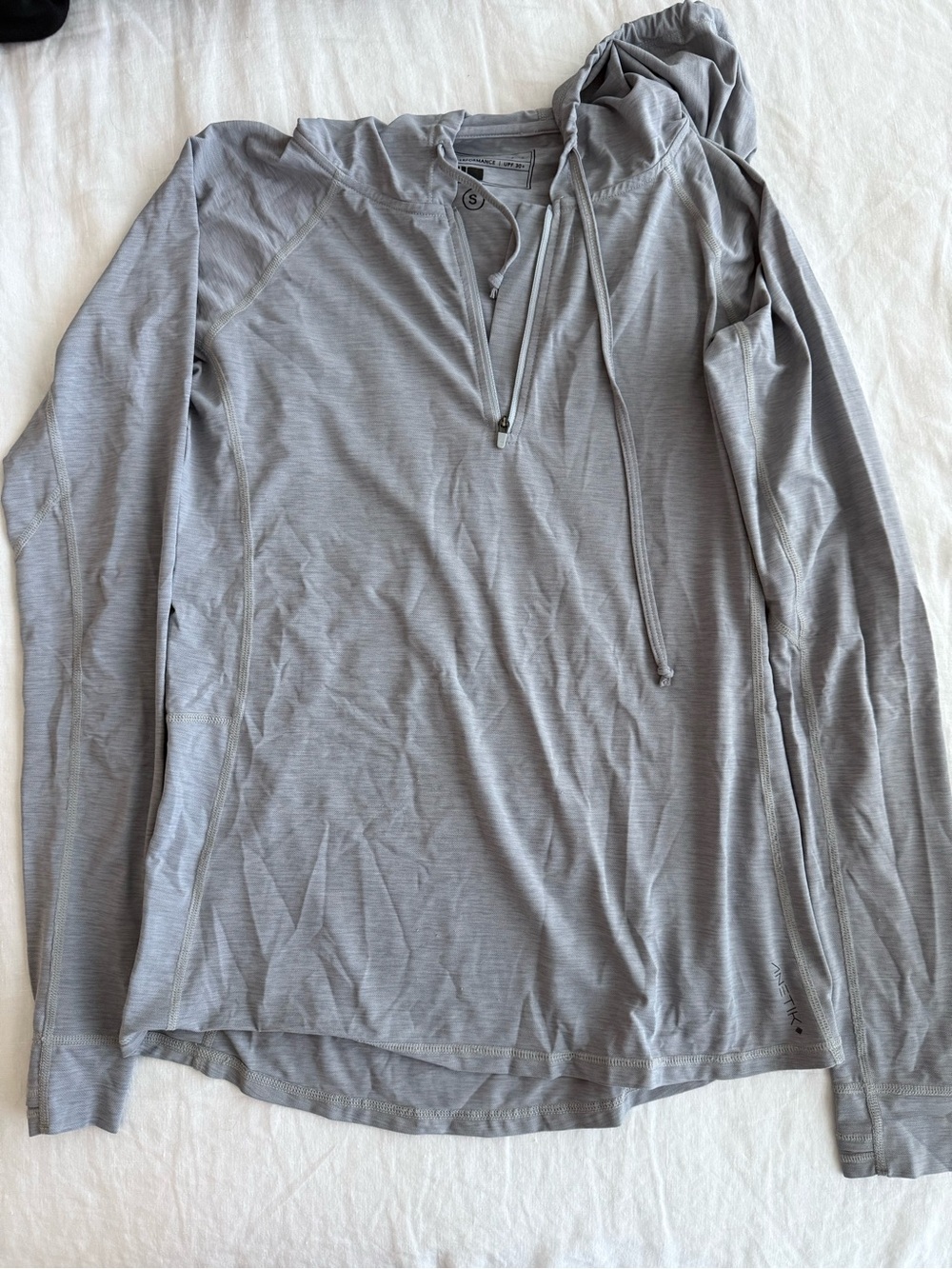 Women’s Anetik Breeze Tech Hoody size small UPF 30